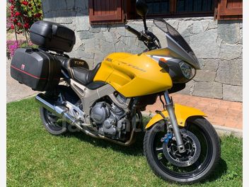 YAMAHA TDM 900