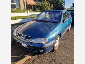 RENAULT 