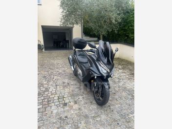 KYMCO AK 550