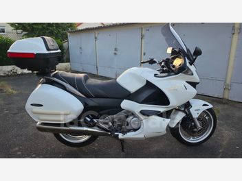 HONDA DEAUVILLE 700