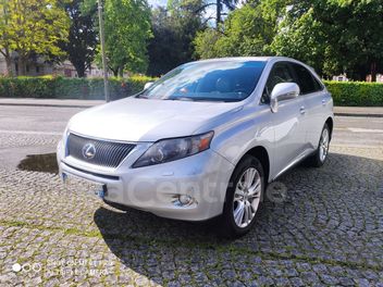LEXUS