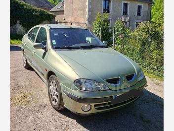RENAULT 