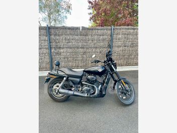 HARLEY DAVIDSON STREET 750