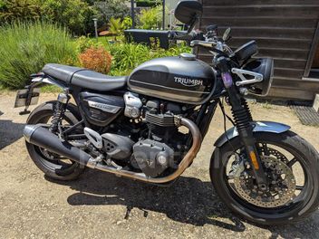 TRIUMPH SPEED TWIN 1200
