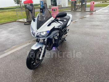YAMAHA YZF R6 600