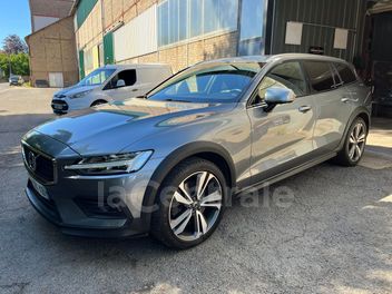 VOLVO V60 CROSS COUNTRY D4 190 PRO GEARTRONIC 8