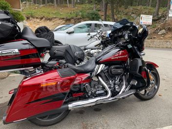 HARLEY DAVIDSON CVO STREET GLIDE 1923