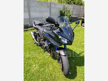 YAMAHA FZ8 800