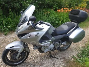 HONDA DEAUVILLE 700 ABS