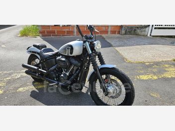 HARLEY DAVIDSON SOFTAIL STREET BOB 1868 ABS