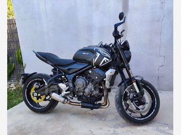 TRIUMPH TRIDENT 660