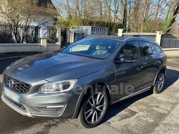 VOLVO V60 CROSS COUNTRY D3 150 LUXE GEARTRONIC 8