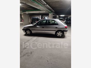 PEUGEOT 