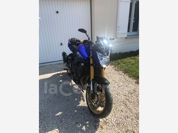 YAMAHA FZ8 800