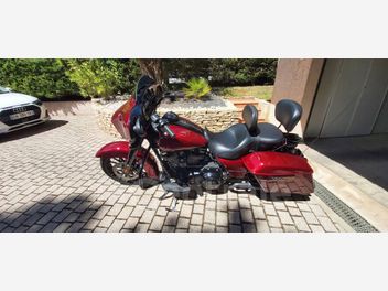 HARLEY DAVIDSON TOURING STREET GLIDE 1745