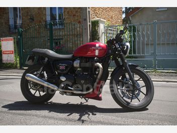 TRIUMPH STREET TWIN 900