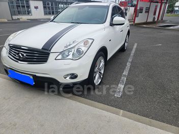 INFINITI 