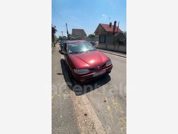 RENAULT 
