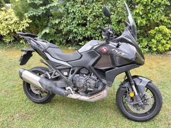 HONDA NT 1100 DCT