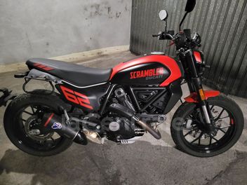 DUCATI SCRAMBLER 800