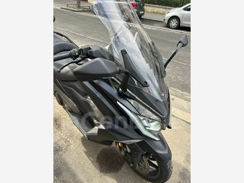 KYMCO AK 550