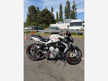MV AGUSTA BRUTALE 750