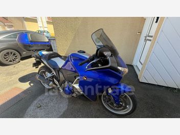 HONDA VFR 1200 F DCT