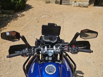 TRIUMPH TIGER 800 XCX