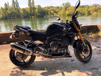 YAMAHA FZ8 800