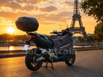 HONDA FORZA 750