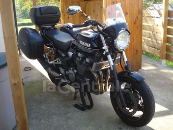 YAMAHA XJR 1300