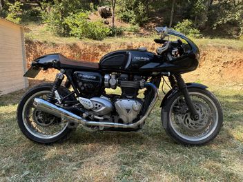 TRIUMPH SPEED MASTER 1200