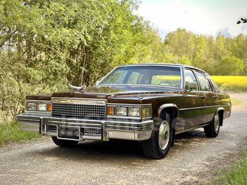 CADILLAC 