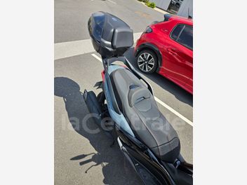YAMAHA X-MAX 125