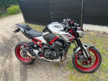 KAWASAKI Z 900 900