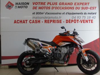 https://image-annonce.lacentrale.fr/352x264/E111022436_STANDARD_0.jpg?version=1662109572