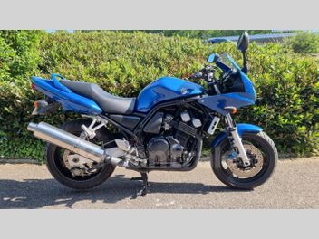 YAMAHA FZS 600 FAZER NEW