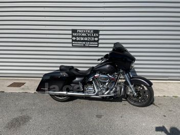 HARLEY DAVIDSON TOURING STREET GLIDE 1923 CVO