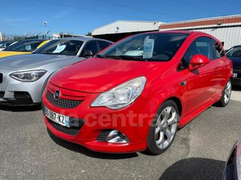 OPEL CORSA 4 OPC IV (2) 1.6 TURBO 192 OPC 3P