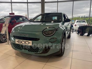 FIAT 600 (2E GENERATION) II 1.2 HYBRID 100 DCT6