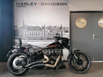 HARLEY DAVIDSON SOFTAIL BREAKOUT 1800