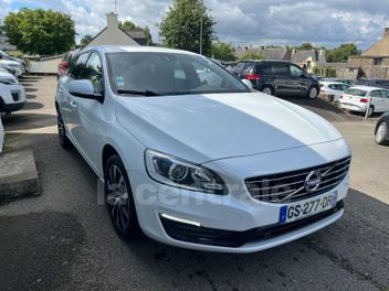 VOLVO V60 (2) D3 150 KINETIC GEARTRONIC 6