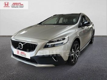 VOLVO V40 (2E GENERATION) CROSS COUNTRY II (2) CROSS COUNTRY T3 152 OVERSTA EDITION