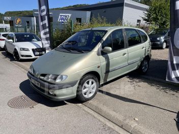 RENAULT SCENIC 1.6 16V RXT