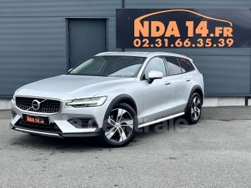 VOLVO V60 (2E GENERATION) CROSS COUNTRY II B4 AWD 197 CROSS COUNTRY PRO GEARTRONIC 8