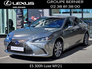 LEXUS ES 300H LUXE