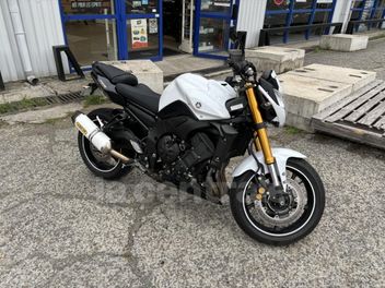 YAMAHA FZ8 800