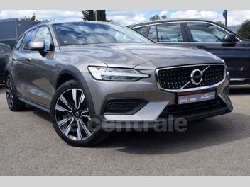 VOLVO V60 CROSS COUNTRY D4 190 PRO GEARTRONIC 8