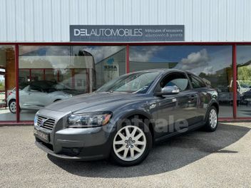 VOLVO C30 1.6 D 110 MOMENTUM