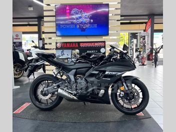 YAMAHA YZF R7 700